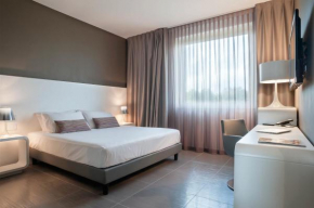 8Piuhotel Lecce